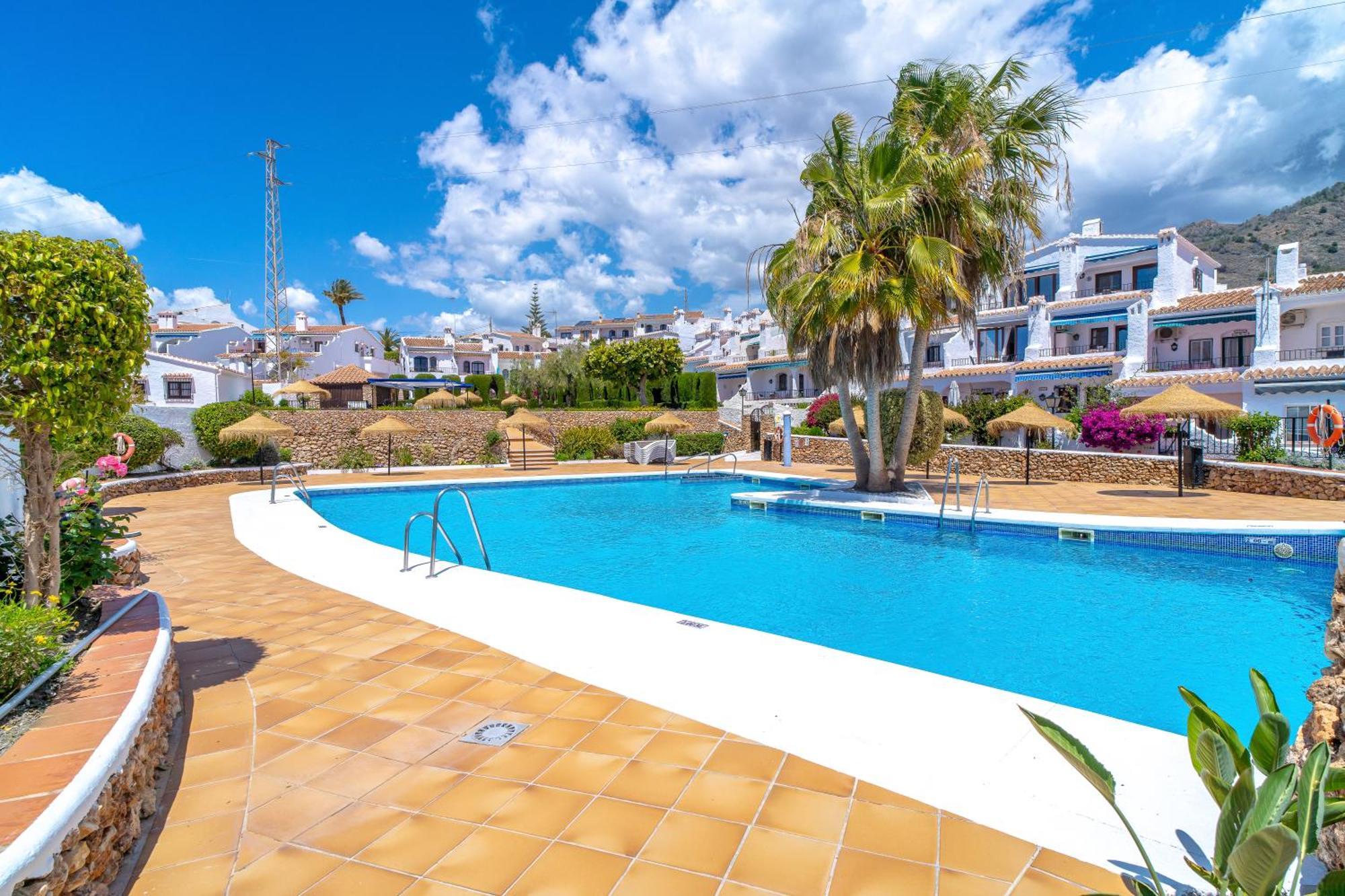Los Naranjos 25A Private Pool Capistrano Village Nerja Exterior photo